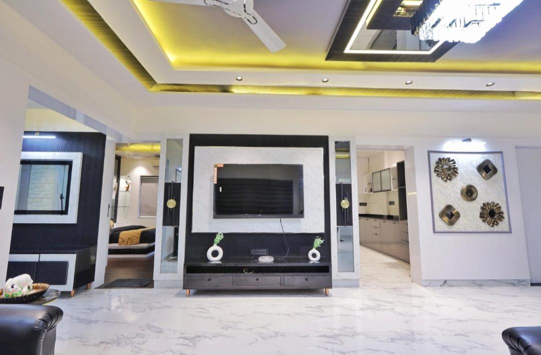 Classic Premium Luxurious 3bhk Fully Furnished In Koregaon Park Apartment