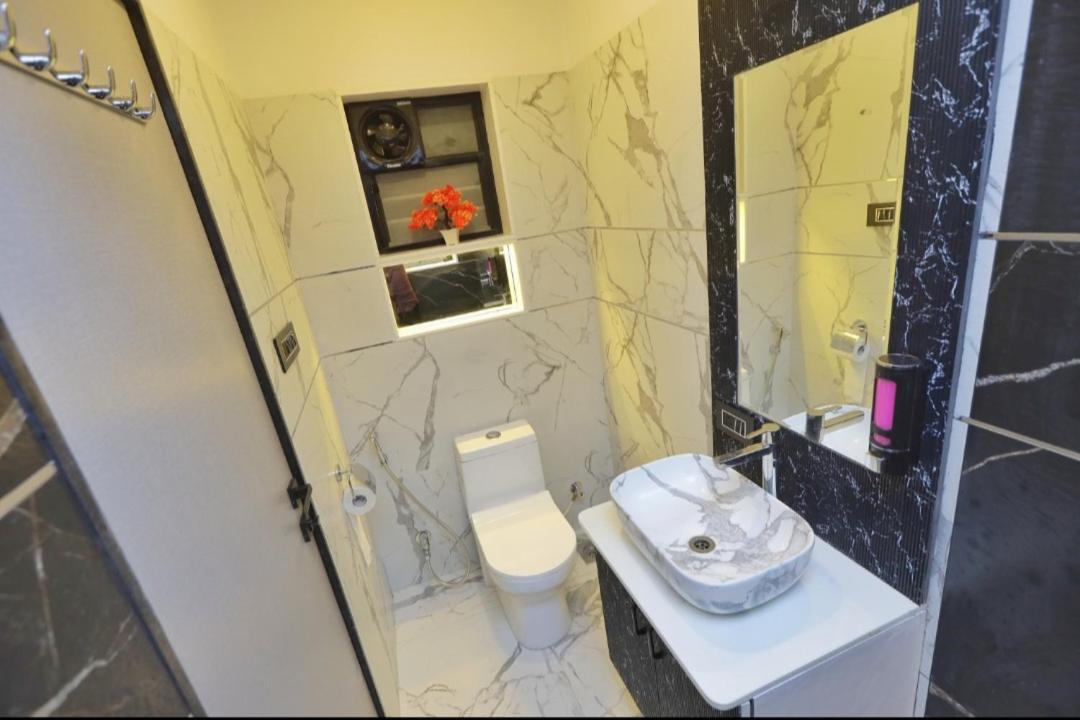 Apartment Classic Premium Luxurious 3bhk Fully Furnished In Koregaon Park *