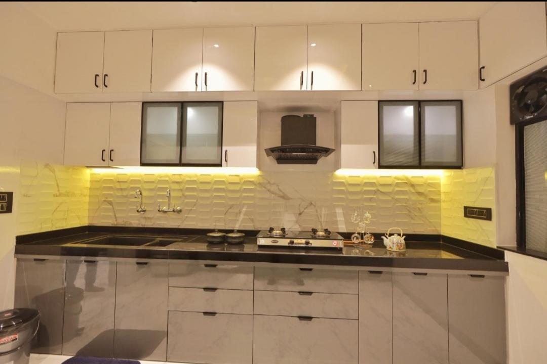 Classic Premium Luxurious 3bhk Fully Furnished In Koregaon Park Pune