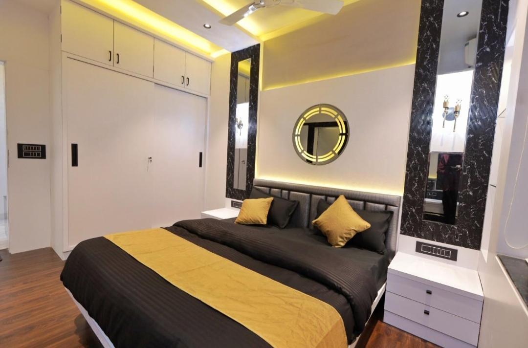 Classic Premium Luxurious 3bhk Fully Furnished In Koregaon Park Apartment *